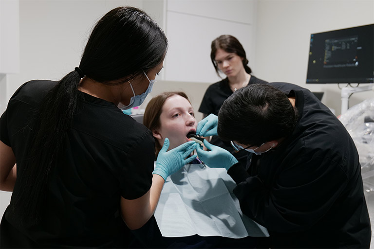 Teeth-In-A-Day Solutions